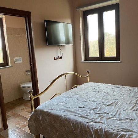 Le Case Di Nonna Gina Capranica Exteriör bild