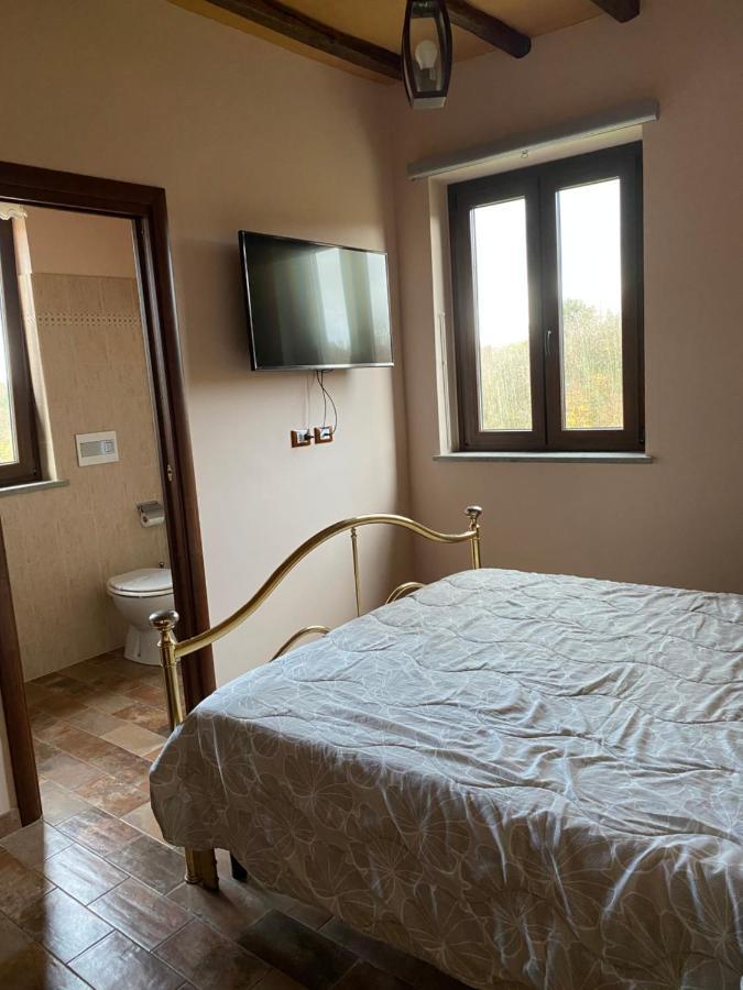 Le Case Di Nonna Gina Capranica Exteriör bild