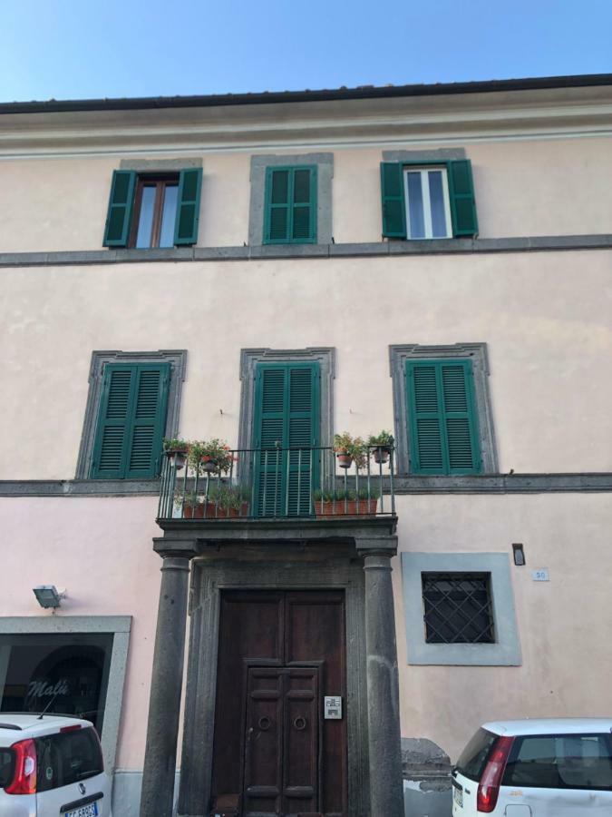 Le Case Di Nonna Gina Capranica Exteriör bild